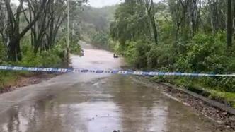 台风潭美残涡引发海南暴雨，两名学生因停课回家途中发生事故致3死