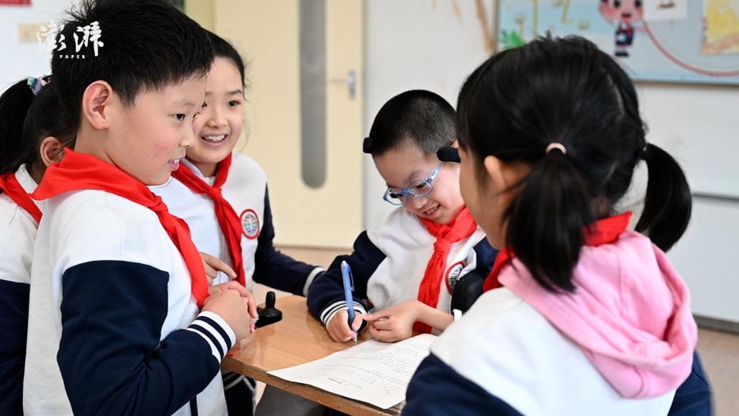 家在上海｜罕見病少年維洛：有點酷的四年級學生，也與同學融到一起