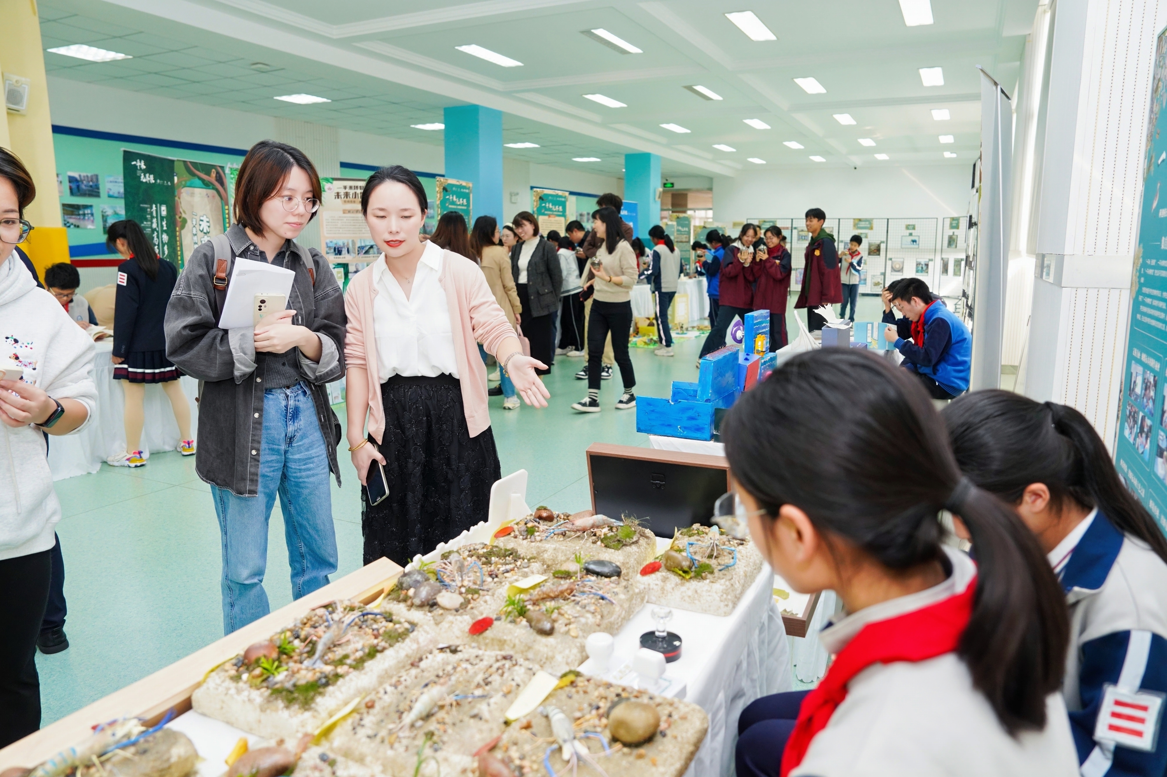 藏品来到身边，“一平米博物馆”在上海多所学校轮转展览  第3张