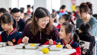 馬上評丨強化家長監督，共同守護校園食品安全