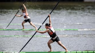 獨竹漂：三亞河上“一葦渡江”