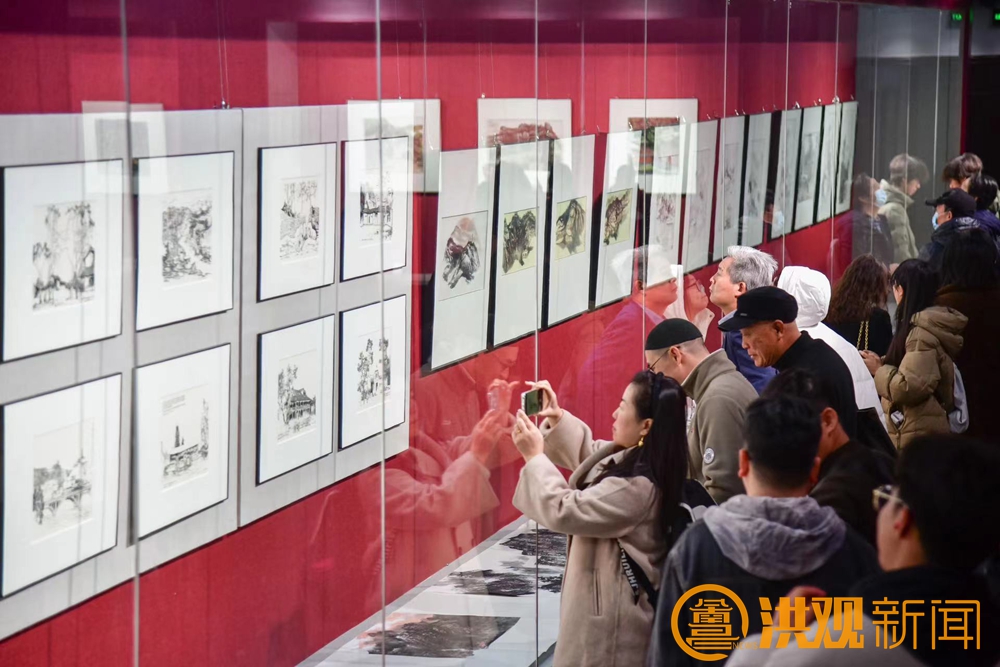 “溯源·中国百位美术名家红色根据地写生创作展”在南昌举办