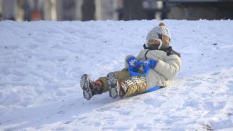 经济日报：政策利好热“雪”再燃