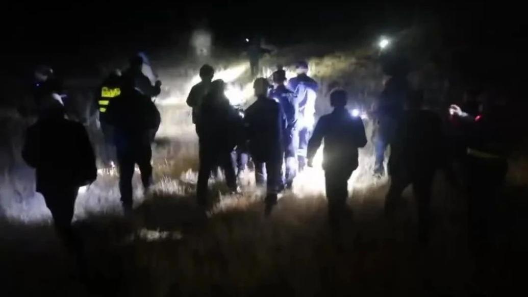 8小時硬核搜救!無人機(jī)+警犬成功尋回走失老人