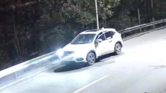 男子走親戚飲酒后駕車肇事逃逸， 警方5000元征集線索成功破案