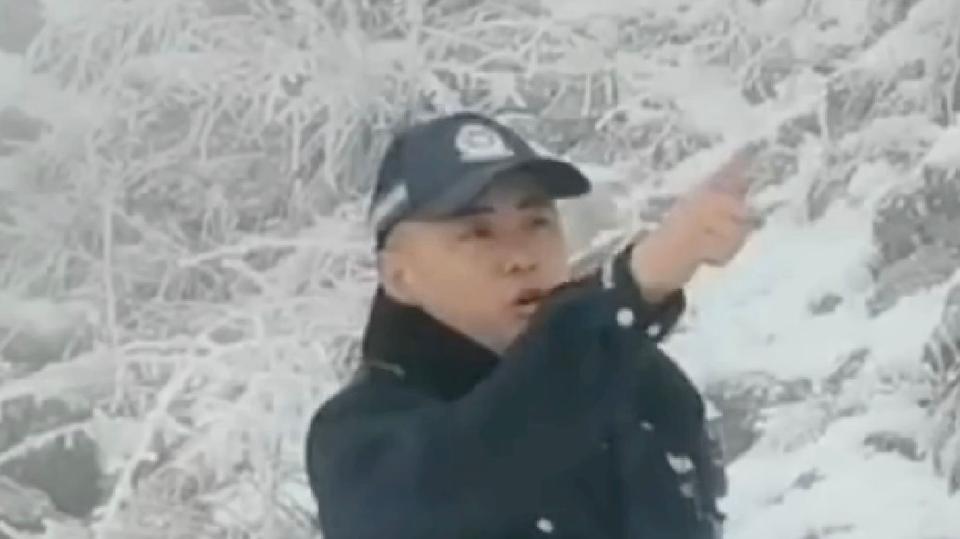 驢友春節期間被困3000米雪山,民警及時救援