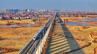 商務部：銀發旅游列車面向所有年齡層，增開不會擠占客運高峰時段