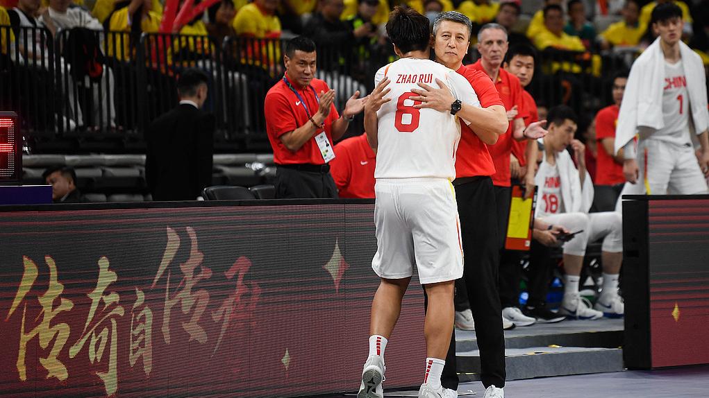 男籃執(zhí)行力有提升，郭士強(qiáng)點(diǎn)贊老隊(duì)員傳幫帶