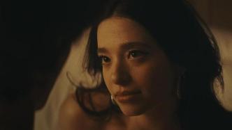 米奇·麥迪森憑借《阿諾拉》獲奧斯卡最佳女主角