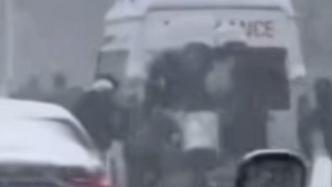 6名學生徒手推動救護車解困，濟南職院：無懼風雨，為學子點贊