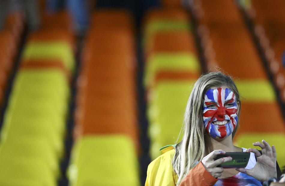 2016-08-10T221000Z_1557351355_RIOEC8A1PKMBA_RTRMADP_3_OLYMPICS-RIO-RUGBY-M