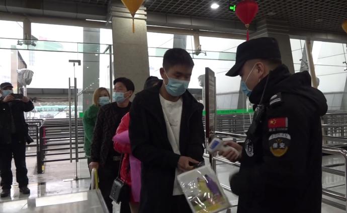 天門山恢復(fù)開放，全年對(duì)醫(yī)護(hù)人員免費(fèi)