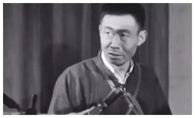 电影《渡江侦察记》（1954)