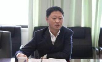 四川省体育局原副局长季涛被诉：滥用职权致国家财产重大损失