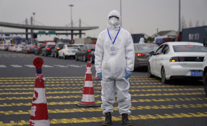 在上海｜青春抗疫，00后志愿者已到岗