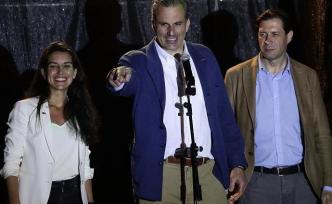 西班牙最大极右党秘书长新冠病毒检测阳性，数天前曾参加集会