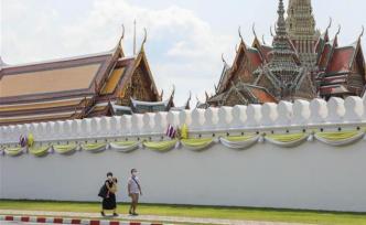 泰国暂停18个国家和地区落地签证及免签政策的决定暂不执行