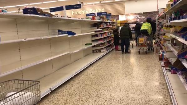 亲历英国抗疫：食品售罄，本地人跟风囤货