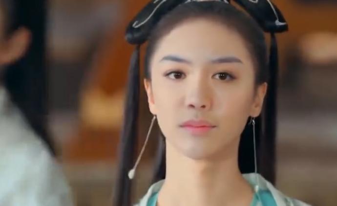 叫嚣"我是公众人物",女演员被ai换脸