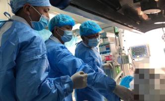 华西医院医疗团队到达西昌，对3名扑火受伤人员会诊评估
