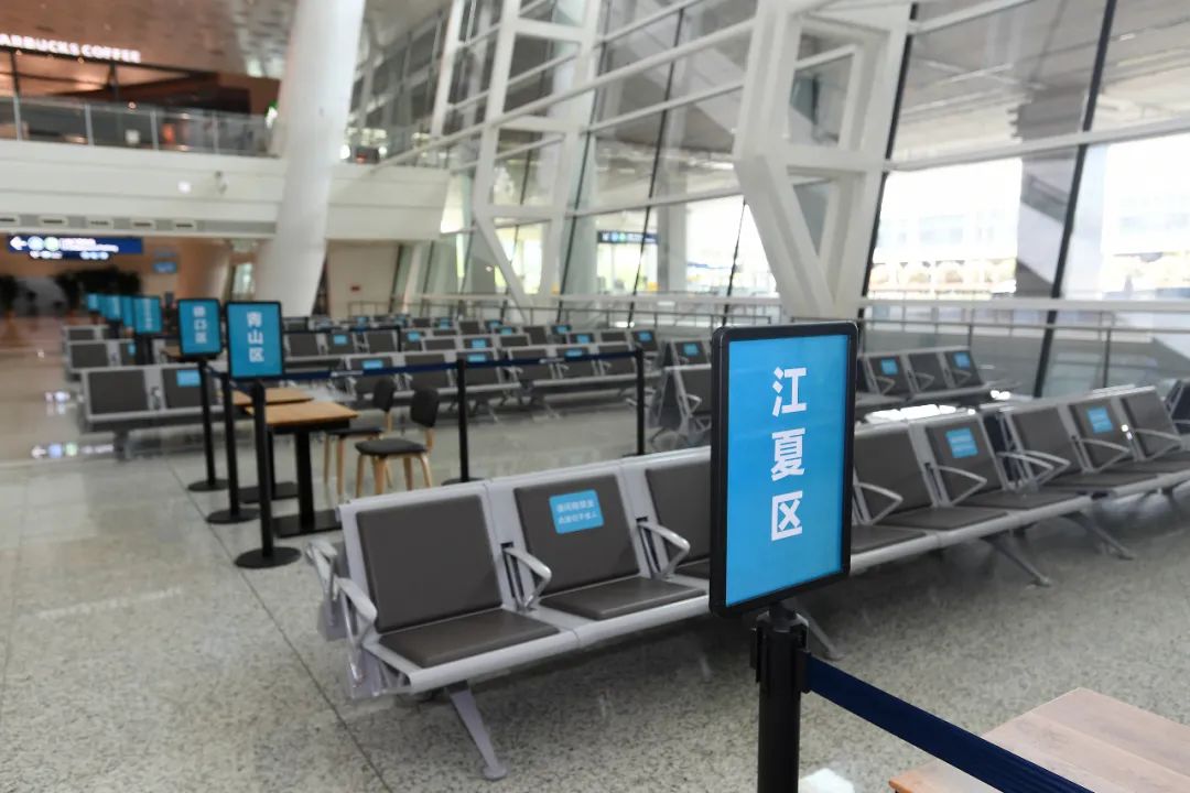 4月8日零时起，天河国际机场恢复商业客运航班正常运行，复航各项准备工作已就绪 长江日报记者周超 摄