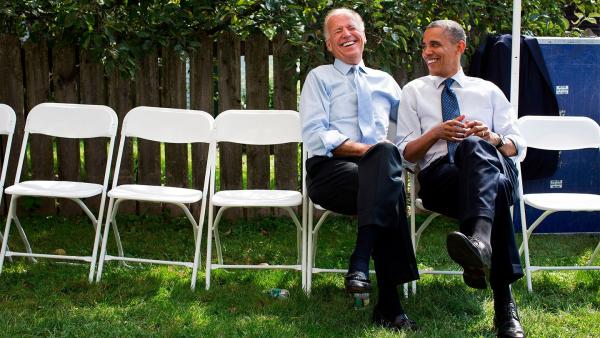 站台前搭档，奥巴马支持77岁拜登选总统