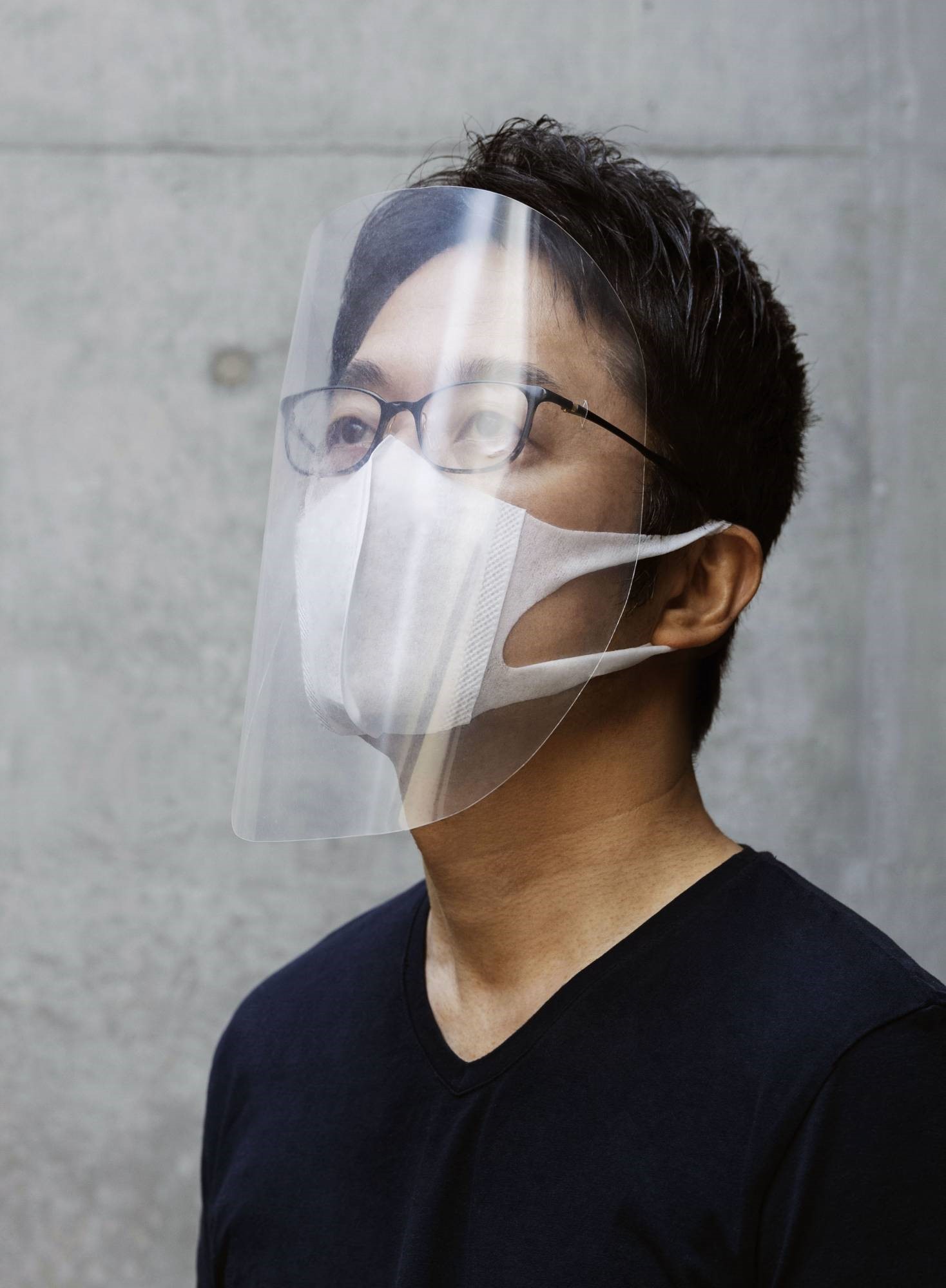 东京奥运会火炬设计者分享自制面罩方法:希望帮到医护人员