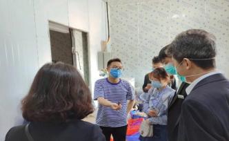 荆州贫困村菌菇产业受损，村官求助带货