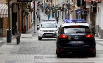 西班牙首相：计划从5月下半月起逐步解除“封锁”措施