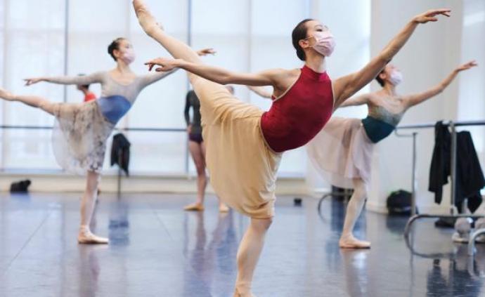 芭蕾”云欣赏“，小天鹅是如何炼成的