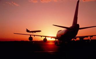 民航局：力争全年航班正常率稳定在80%以上