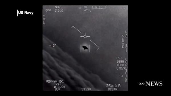 美国防部公布UFO视频：速度快会反侦察