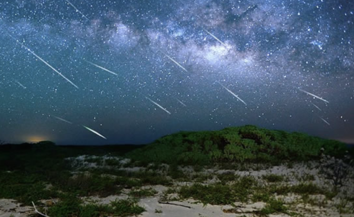 宝瓶座流星雨将亮相：亮流星多具观赏性