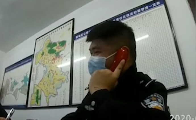 民警电话阻止诈骗，爷爷放弃领奖万元“玉玺”