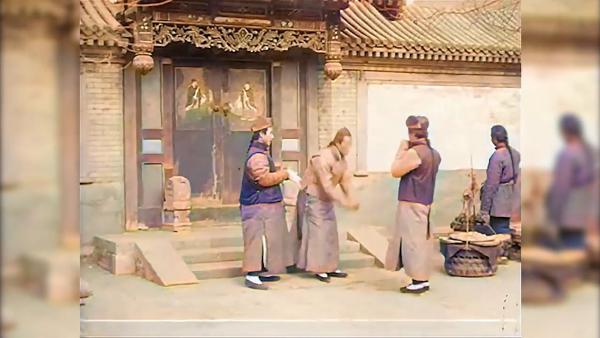 网友修复旧影像，还原百年前北京生活场景