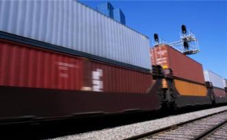 4月份国家铁路货物发送量稳中有升，持续高位运行