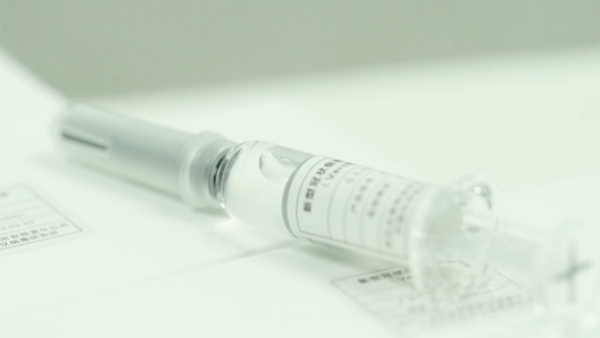 杨晓明：新冠疫苗获批后年产预计2亿剂
