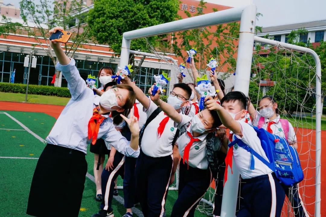 守护当下,加油未来.澜精灵,我们重新出发,一起向前!(观澜小学)