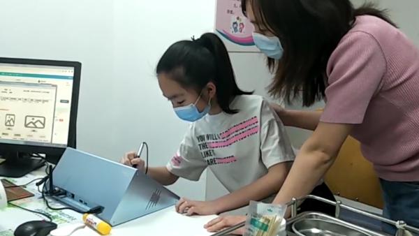 二价宫颈癌疫苗国产！10岁女孩成国内首个接种者