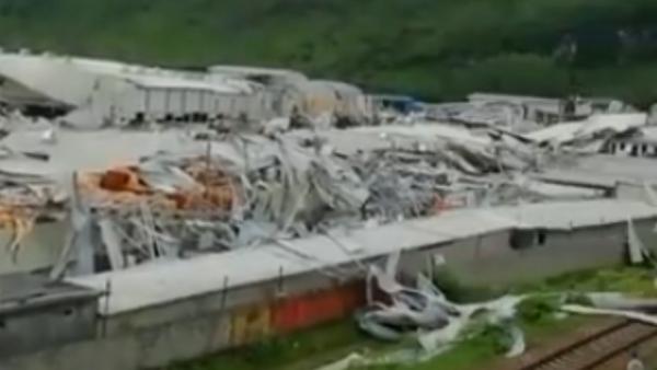 覃塘区应急局：一厂房坍塌， 25人受伤 