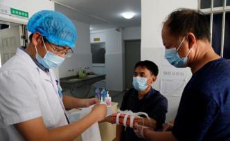 巧家县小河镇卫生院：23名地震伤者中有3人转至县医院治疗