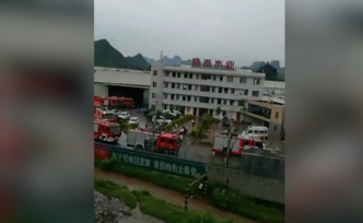 覃塘区通报“厂房倒塌”：2人死亡，27人受伤
