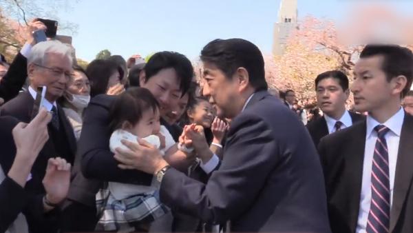 涉嫌收受会费，660名律师学者起诉日本首相