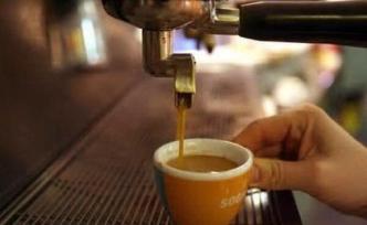 意大利顾客买咖啡拒找零：用善举祝福重启
