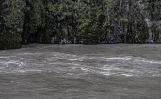 云南怒江、迪庆等地发地质灾害Ⅰ级预警：易现滑坡、泥石流