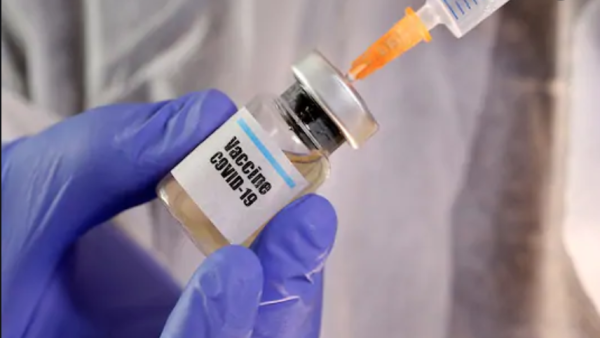 美国“曲速行动”：两疫苗开展人体试验