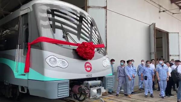 上海地铁列车规模迈入6000辆，居全国前列