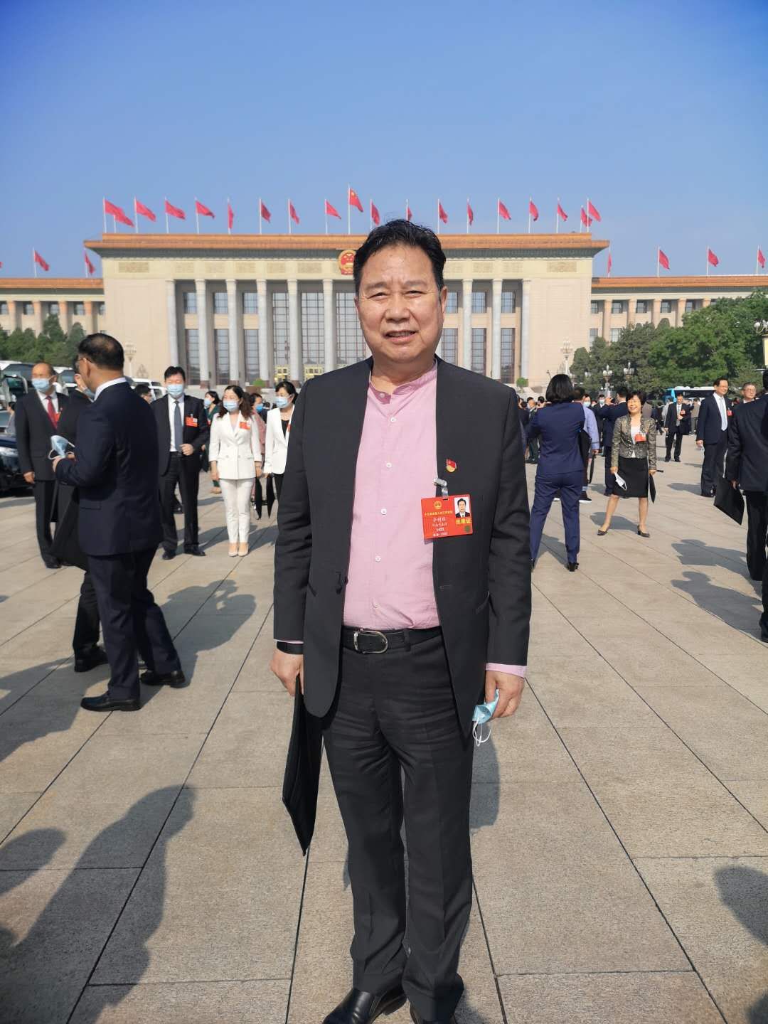 李树建代表努力把艺术院团的人才流失变为人才流动