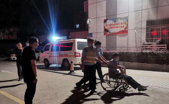 駕車沖卡撞傷交警逃逸,男子被立案偵查