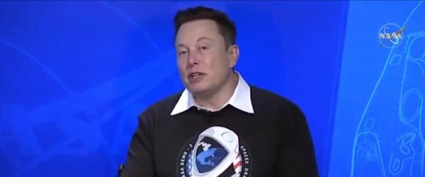 美国SpaceX载人龙飞船发射成功